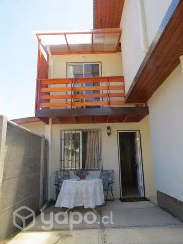 Cabañas para 2 hasta 10 personas en el canelo