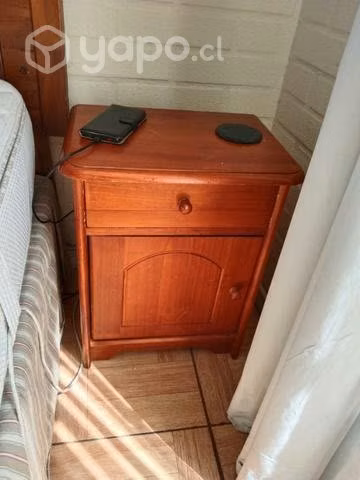 Cama de 2 Plazas, 2 Veladores y Respaldo - Imagen 4