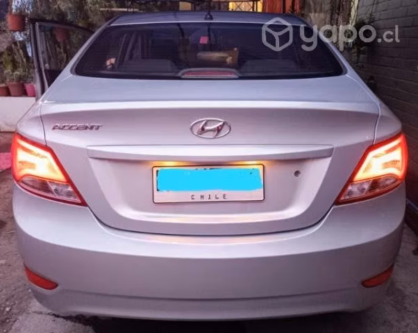 Vendo por renovación mi Hyundai New Accent 2015 - Imagen 9