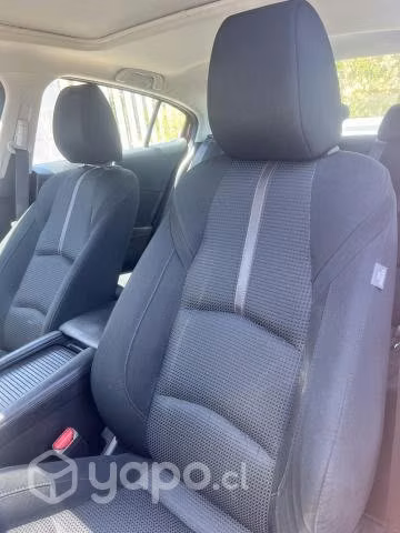 Mazda 3 Semi Full único dueño - Imagen 3