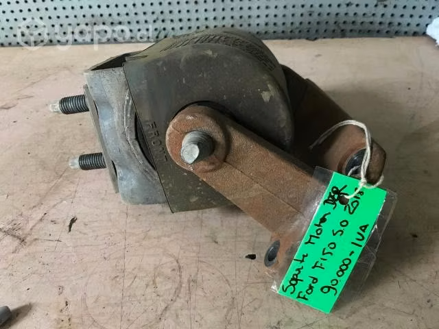 Soporte motor derecho Ford F
