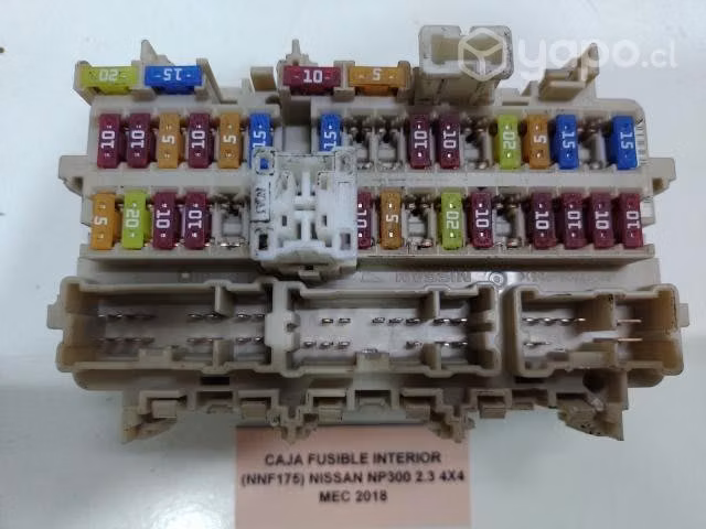 Caja Fusible Interior (NNF175) Nissan Np300 2.3 4x