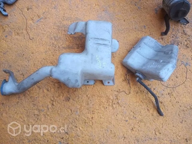 Honda accord 2012 deposito limpiaparabrisas radiad - Imagen 2