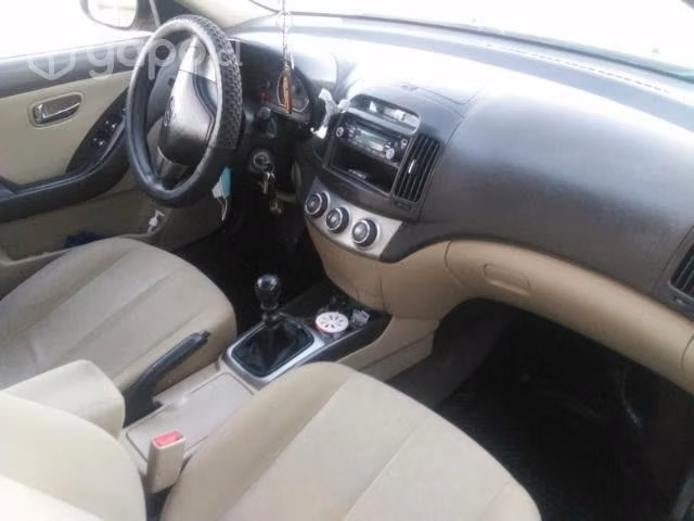 Hyundai Elantra 2011 - Imagen 6
