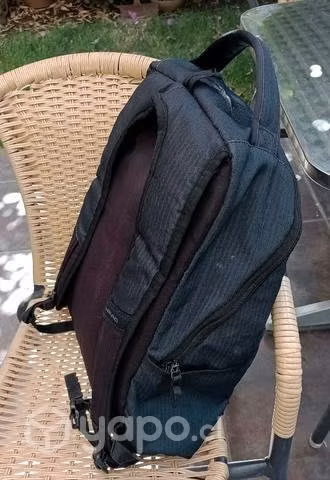Mochila para computador Head 30 LTS buen estado - Imagen 3