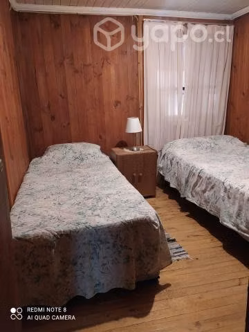 Casa, 3 habitaciones, a una cuadra de la plaza