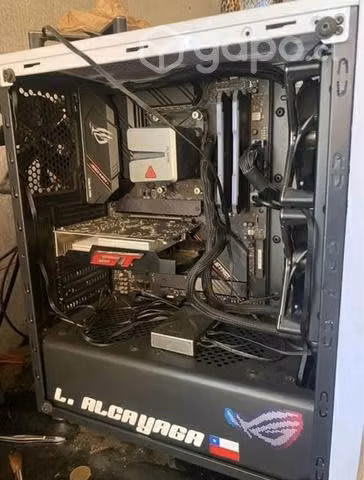 Pc gamer prácticamente nuevo