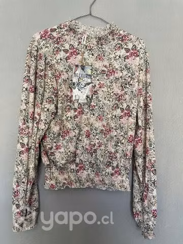 Blusas y poleras - Imagen 3