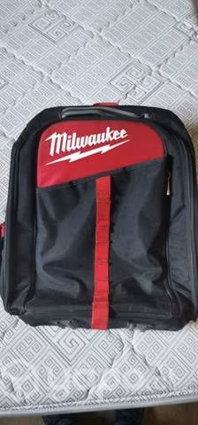 Mochila milwaukee
