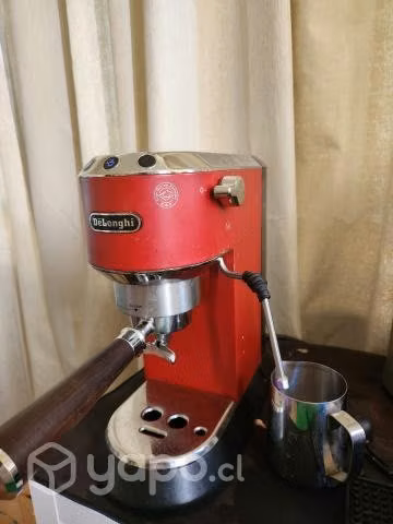 Cafetera Delonghi dedica