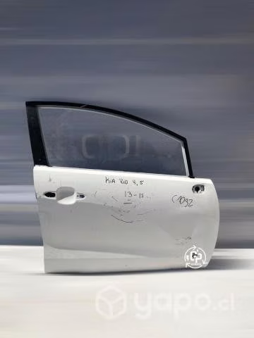 Puerta delantera rh kia rio 4,