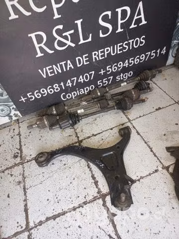 Bandeja delantera izquierda hyundai santafe 2008