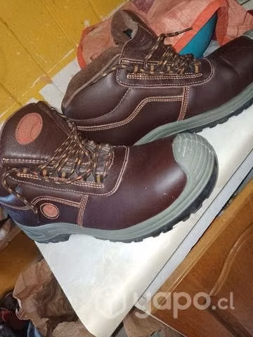 Zapatos de seguridad talla 43 muy poco uso