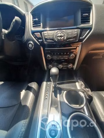 Nissan pathfinder advance 4x4 2016