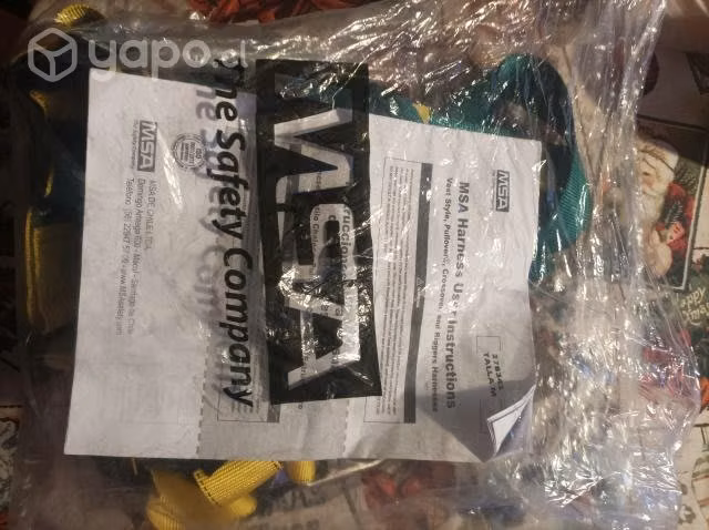 Arnés de seguridad y estrobo