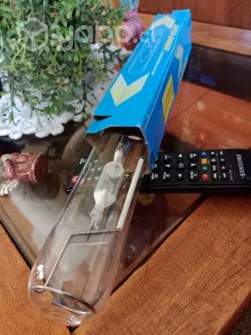 Ampolleta haluro 250w sin uso