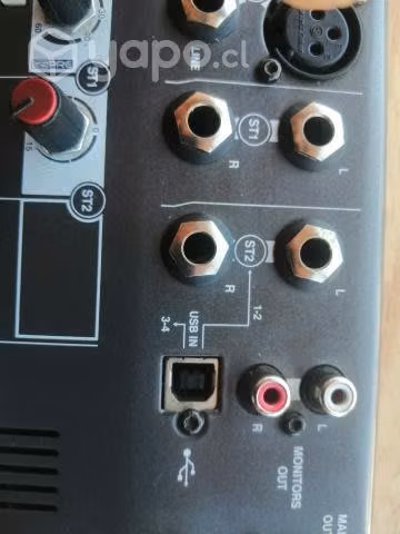 Consola yamaha samson y allentHeart liquido