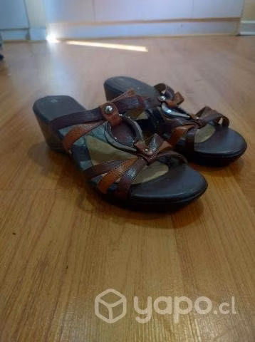 Sandalias