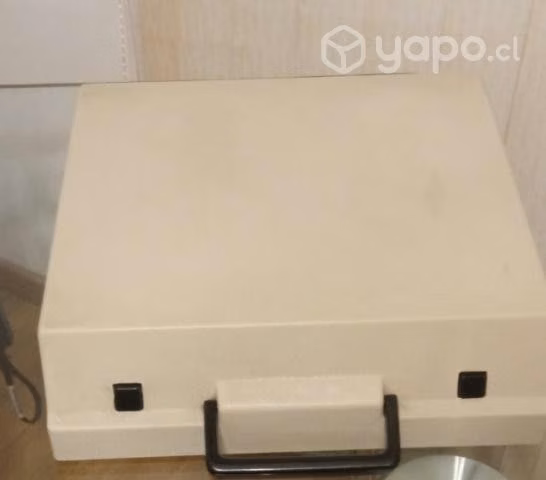 Maquina de escribir Olympia AEG traveller