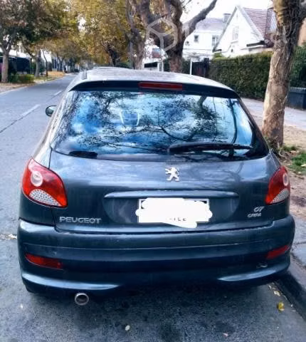 Vendo por viaje Peugeot contact 207