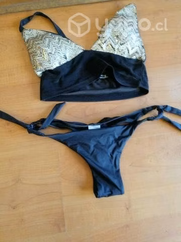 Conjunto de bikini con lentejuelas