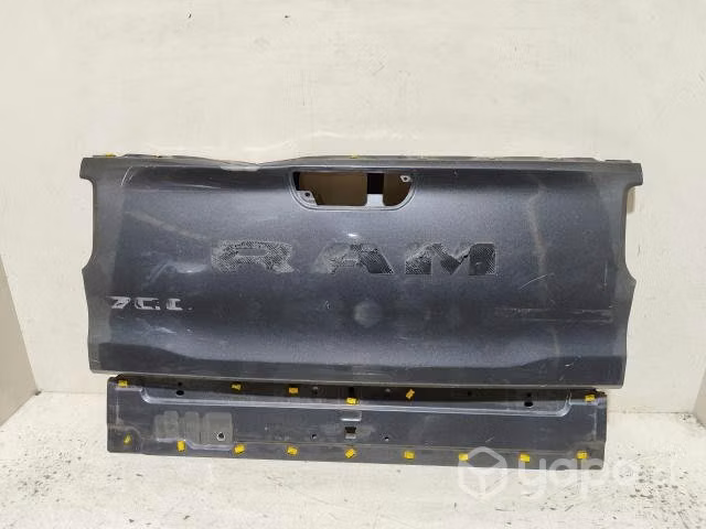 Portalón RAM 700 /rgd01m02j