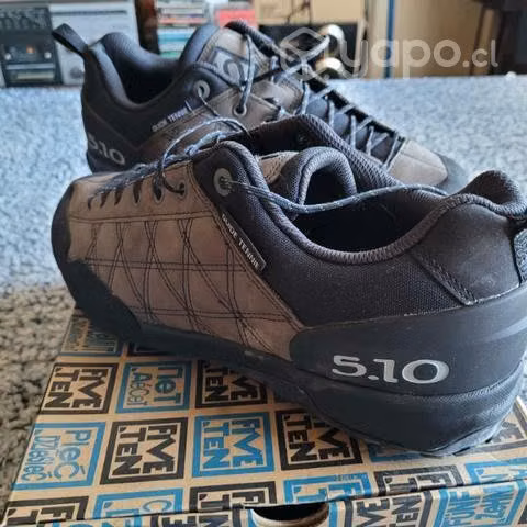 Zapatillas ciclismo five ten 42.5 - Imagen 4
