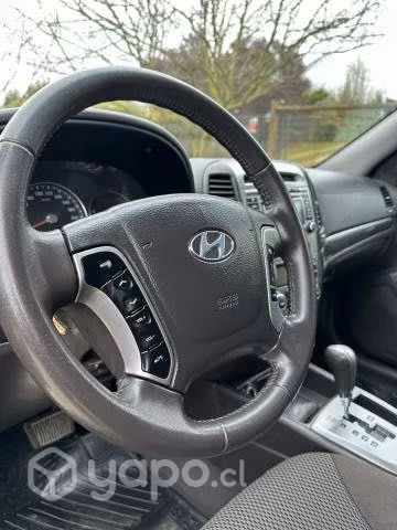 Hyundai santa fe 2011