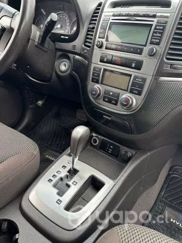 Hyundai santa fe 2011