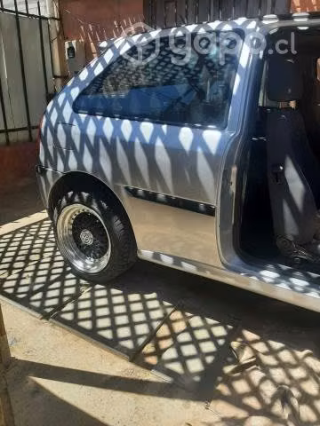 VOLKSWAGEN GOL 2004 1.6 economico