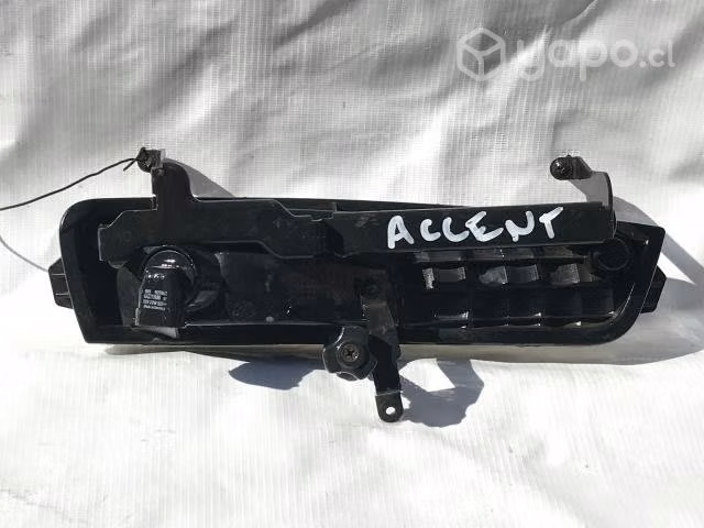 Neblinero izquierdo Hyundai Accent