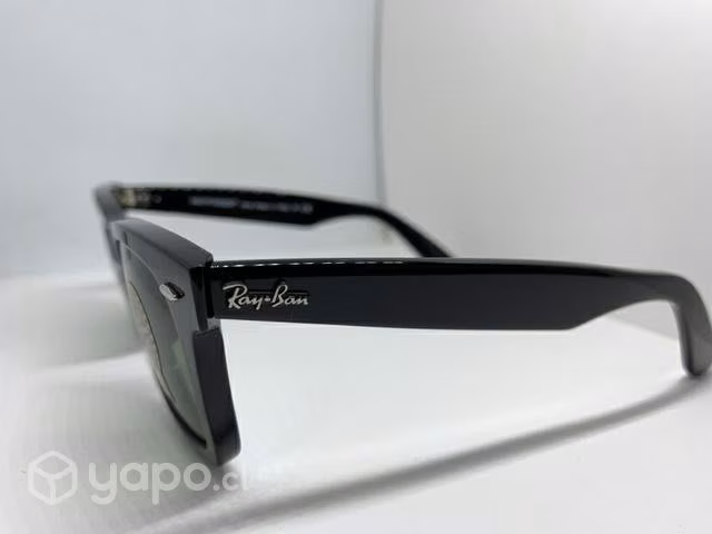 Ray Ban Wayfarer R2140 marco negro y vidrio verde
