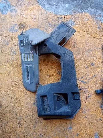 Suzuki gran nomade sombrillas consola central