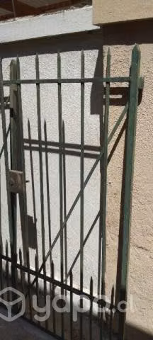 Vendo portón i puerta - Imagen 2