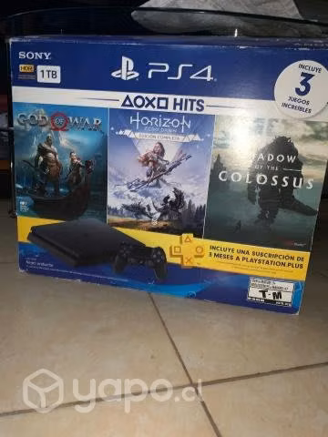 PS4 de 1 TB con un mando y 4 juegos. usado