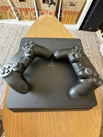 Play Station 4 (PS4) - 1TB - Imagen 2