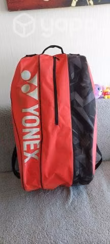 Bolso raquetero Yonex rojo