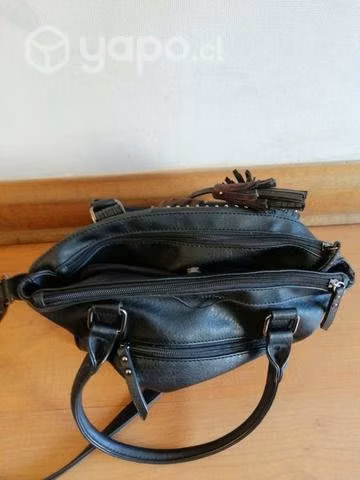 Cartera con tachas marca secret - Imagen 2