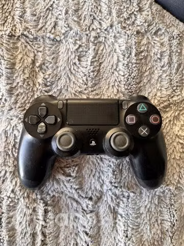 PS4 slim 1TB con 5 JUEGOS - Imagen 5