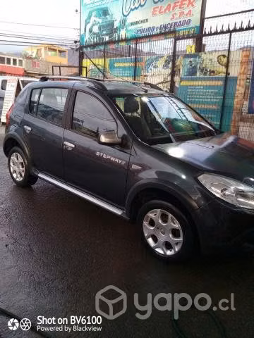 Renault sandero 2011