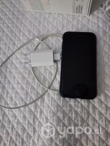 Celular IPhone 7 impecable estado negro
