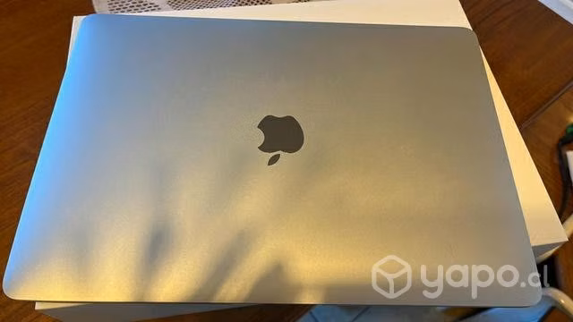 MacBook Air 13 M1, 8 núcleos , GPU 8 , 8 RAM