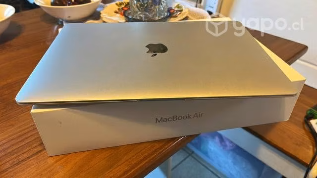 MacBook Air 13 M1, 8 núcleos , GPU 8 , 8 RAM