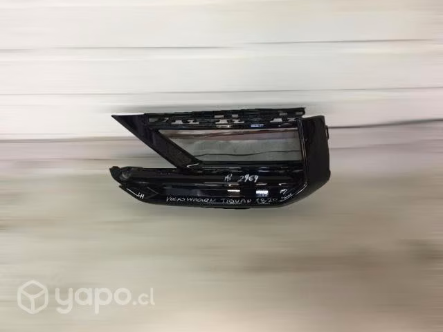 Tapa de neblinero lh volkswagen tiguan 18-20