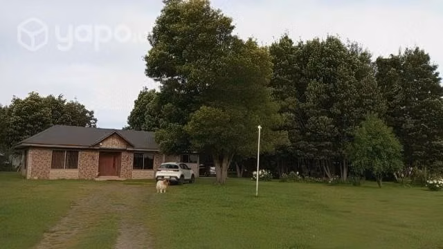 Se vende terreno con casa