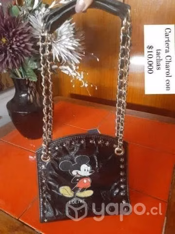 Carterita Charol con tachas