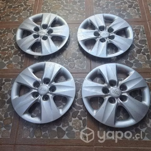 Tapas y llatas d fierro kia cerato