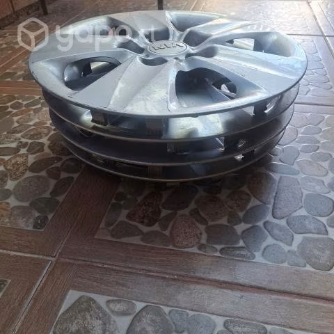 Tapas y llatas d fierro kia cerato