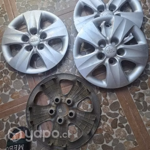 Tapas y llatas d fierro kia cerato