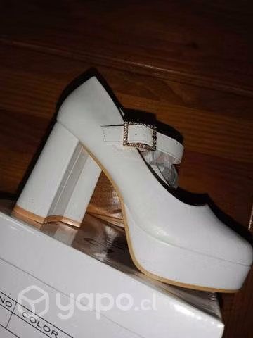 Tacones últimos 2 pares